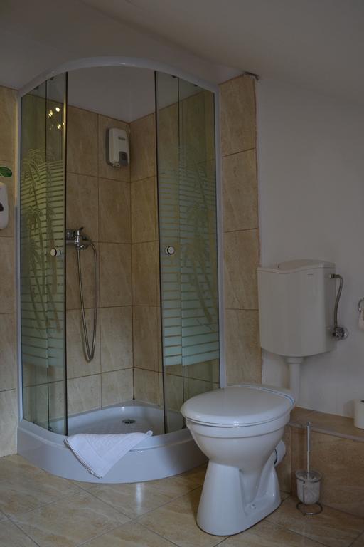 Chic City Rooms Sighisoara Exterior photo